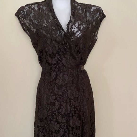 Carriere Studio Dresses & Skirts - Carriere Studio  wrap lace dress